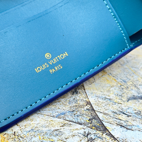 LVコピーウォレット細部ディテール